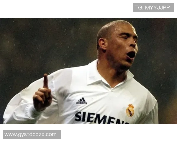 阿基里斯与埃门的巅峰对决揭示足球战术与团队精神的较量